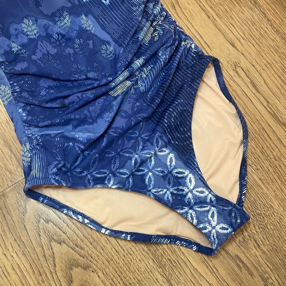 NWOT Garnet Hill Signature OnePiece Blue Shibori Patchwork Print Swimsuit Size 2 - Picture 5 of 8